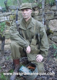 Historia Mannequin-Mannequins r&eacute;alistes et Mains pour Mus&eacute;es et Collectionneurs d'uniformes,costumes,coiffures,casques,casquettes en Militaria et autres, au meilleur prix